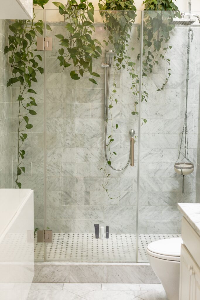 Glasväggar och duschväggar till ditt relaxutrymme